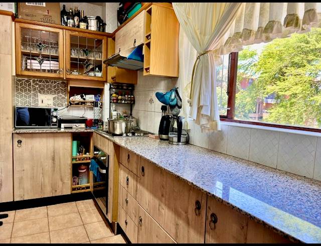 3 BEDROOM DUPLEX FOR SALE IN ESSENWOOD